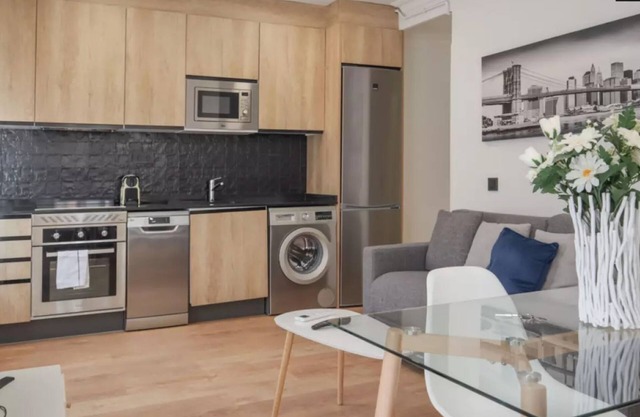 C Madrid R o 4 C in Madrid