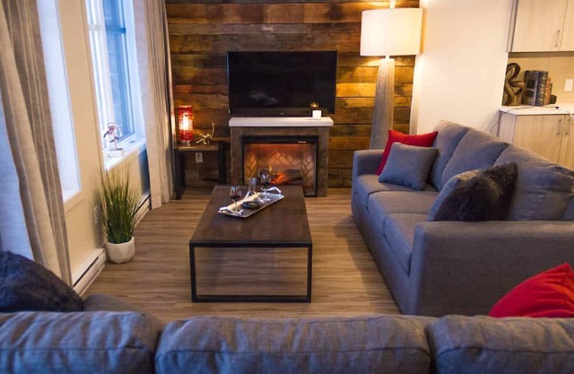 The Viking Resort & Marina is a resort located in the Laurentians region.