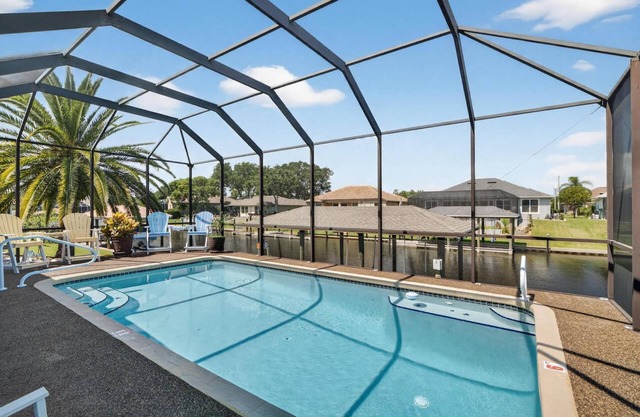 Cabana Coast Waterfront Pool Home | Palm Coast | 2 Master Suites | Close To Beach | Dog Friendly
