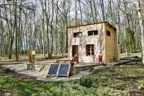 Cabane en forêt la mechta