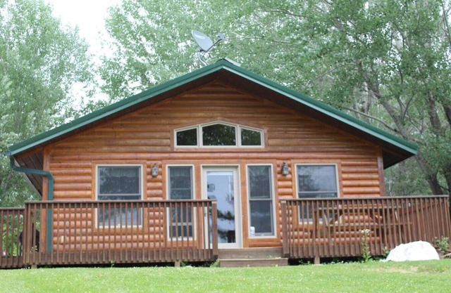 Cabin 5 - Modern Cabin with A/C and lake views - Fully handicap accessible