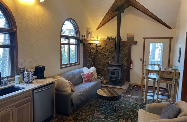 CABIN RETRET