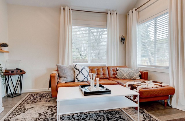 Cabin style home in the heart of Vancouver. Steps from public transportation!