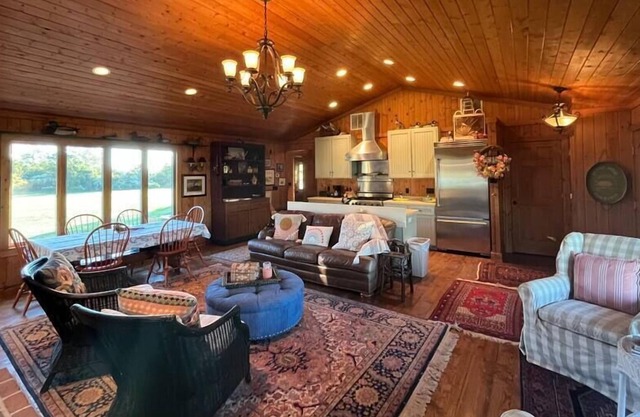 Cabin Wildlife Hiking Fishing Kayaking Boating