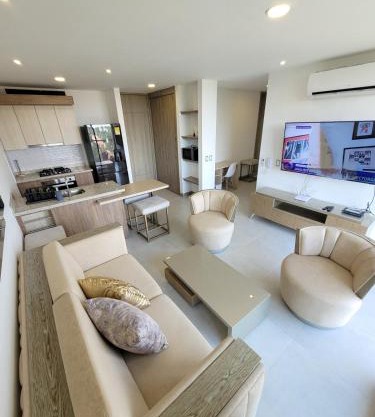 Cali Piso 10 Pance Luxury Apartamento Sector Residencial, Confortable, Elegante Y Lujoso