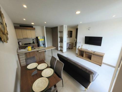 Cali piso 4-06 Pance Apartamento Moderno Exclusivo Sector