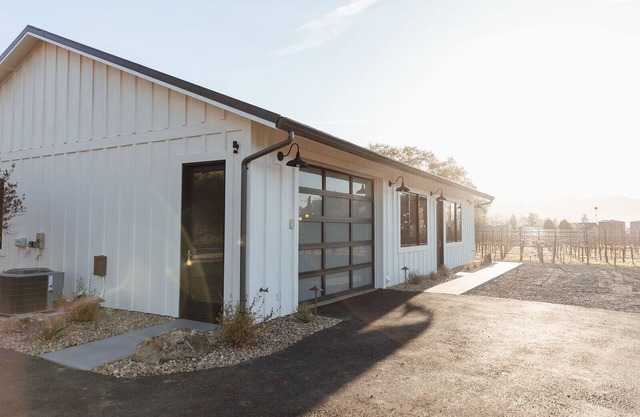Calistoga Vineyard House