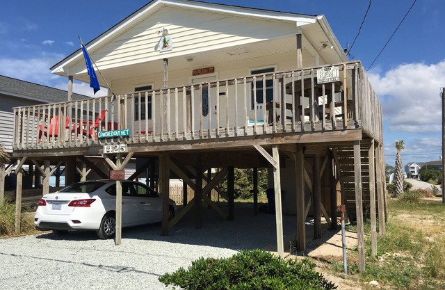 Calling all Conchs! Ocean View, Pet and Family Friendly