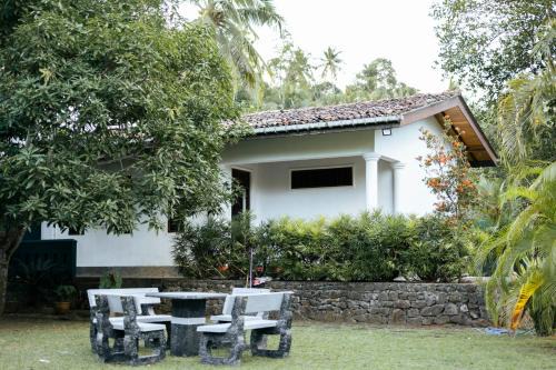 Calm Villa Ahangama
