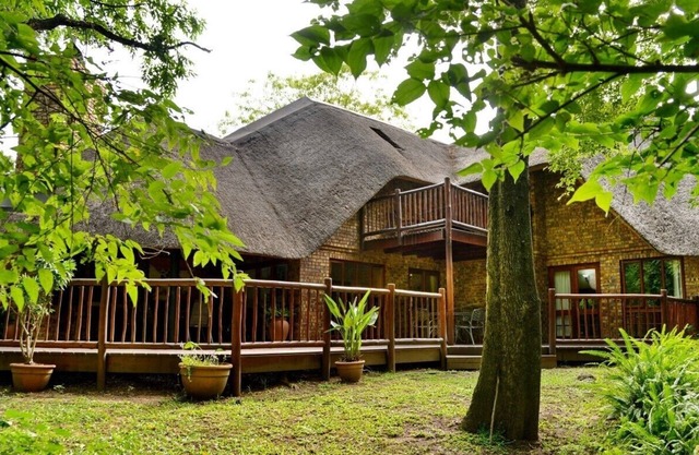 Cambalala's Private Villa - In Kruger Park Lodge