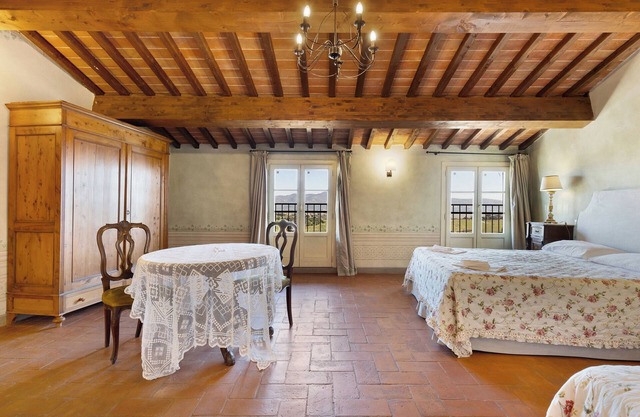 'Camera Tripla' Room with Wi-Fi and Air Conditioning