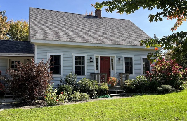 Camp Field House- 3 Bedroom, private, family friendly, close to Blue Hill