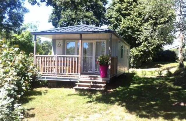 Camping 3 étoiles - Parc aquatique - eeeedc