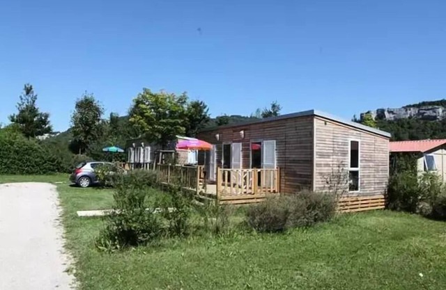 Camping Ecologique la Roche d'Ully* - Cottage Granvelle 3 rooms 4 people