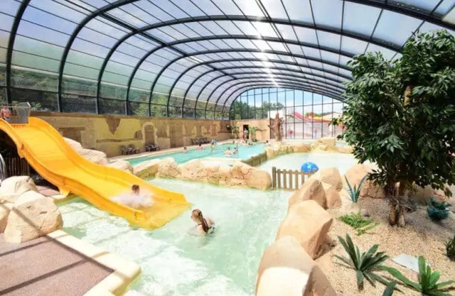 Camping 5 étoiles - Piscine - eebdca