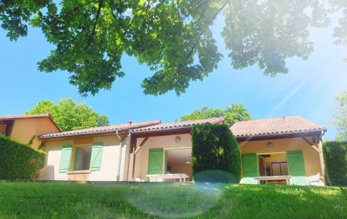 Camping l'Air du Lac*
