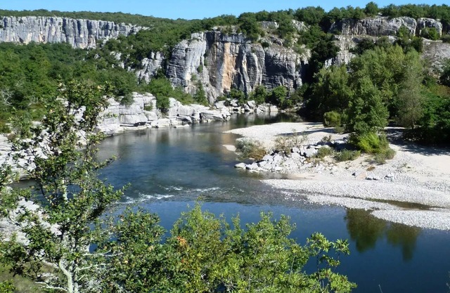 Camping Le Coin Charmant * - Mobile home Grand Espace PMR - 34m² - 2 bedrooms - air conditioning 4 people