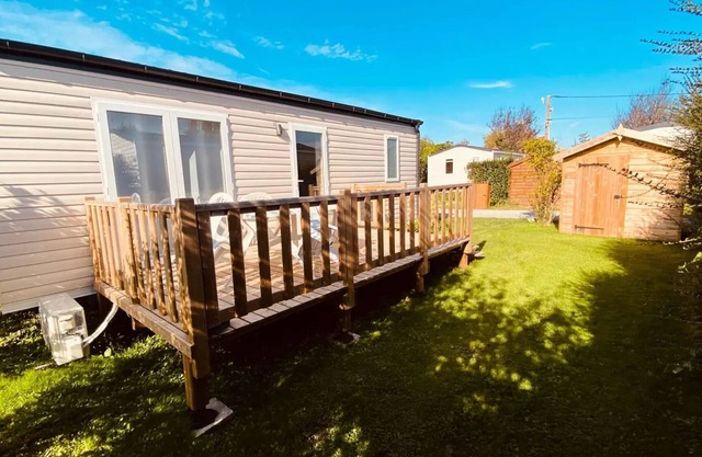 Camping Le Tarteron* - 2 bedroom cottage RIVIERA 4 people