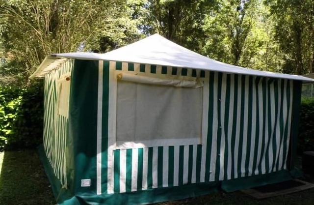 Camping Les 2 Lacs *** - Bungalow Toile Lagoon 3 Rooms 4 People