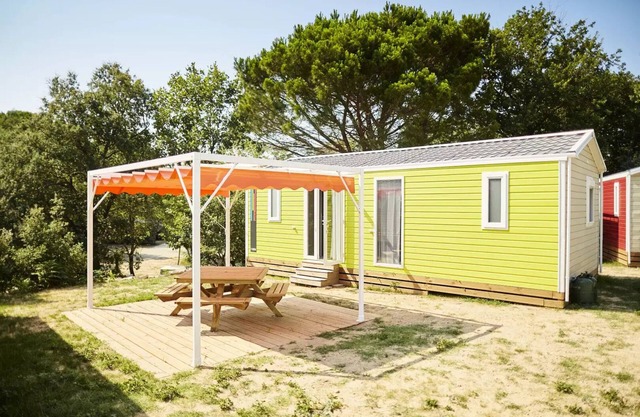 Camping Les Albères * - Mobil Home Passion 3 Rooms 4/6 People Air Conditioned + TV