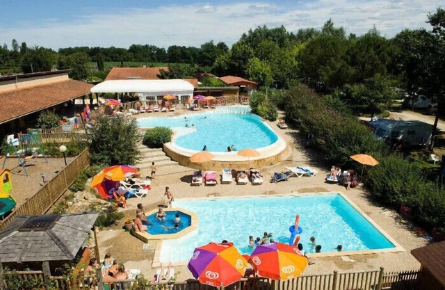Camping Les Lacs De Courtès* - Chalet Rêve 3 Rooms 6 People