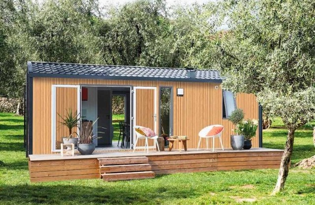 Camping - Piscine - ccafeic