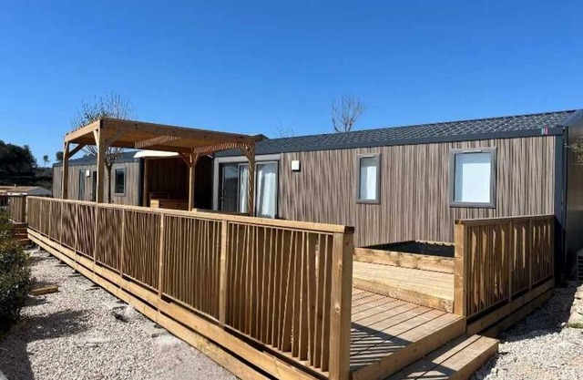 Camping - Piscine - ccbbgbf