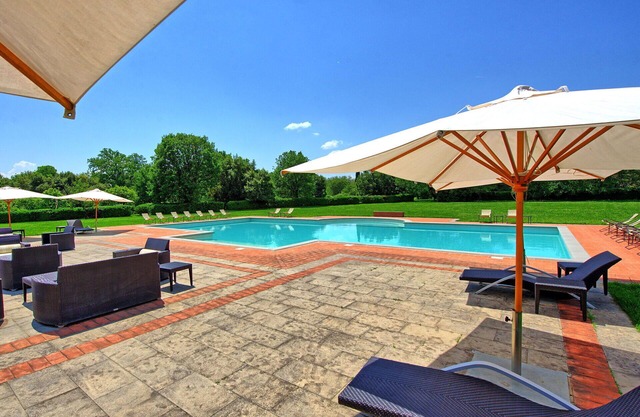 Campoleone 3 - Apartment on historical property near Arezzo, Tuscany