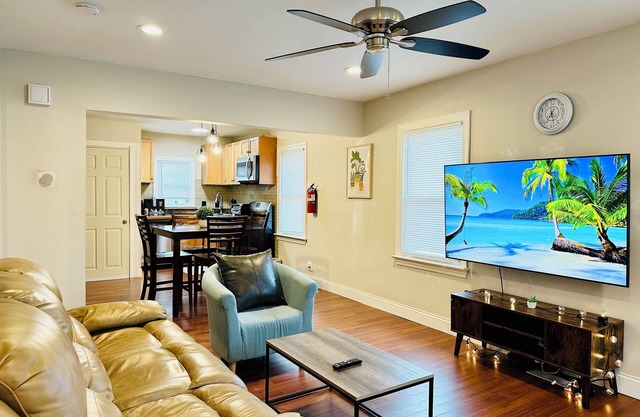 Campu's shared House - Main Level