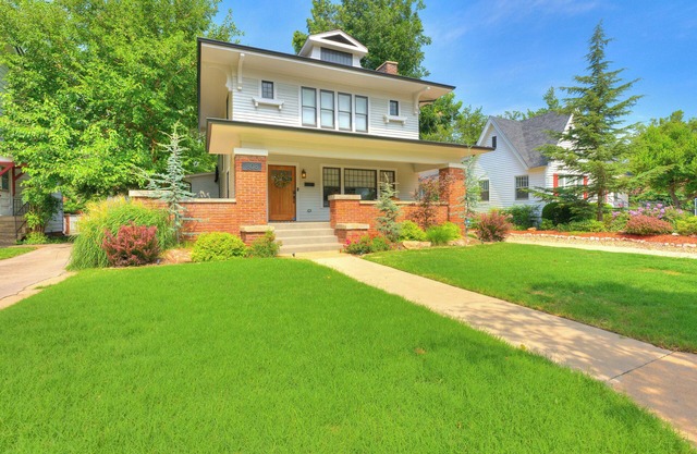 ★ Campus Casa: Walk to OU, family-friendly ★