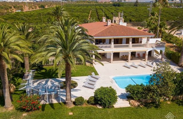 Can Ribas - Spectacular villa with pool near Palma