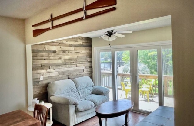 Canal House on the ICW w Dock