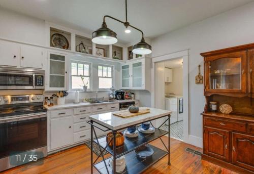 Canton Walkable Downtown Pack n Play Pets Family