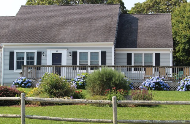 Cape Cod Escape. Peaceful home w private beach