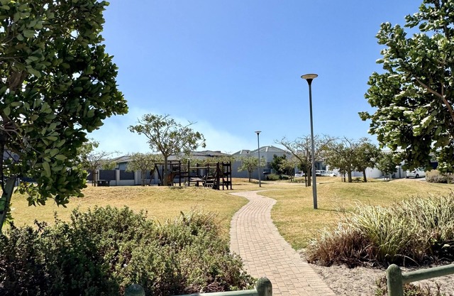 Captivating Home with Mountain Views/Proximity to the Beach Your Perfect Getaway