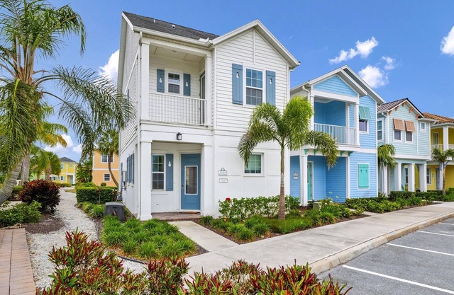 Caraway Cove Cottage near Disney with Margaritaville Resort & Island H2O Access.