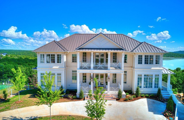 Carlton Landing-The Winston House