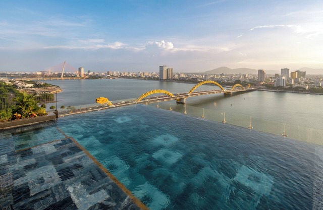 Caro Premium Danang Hotel