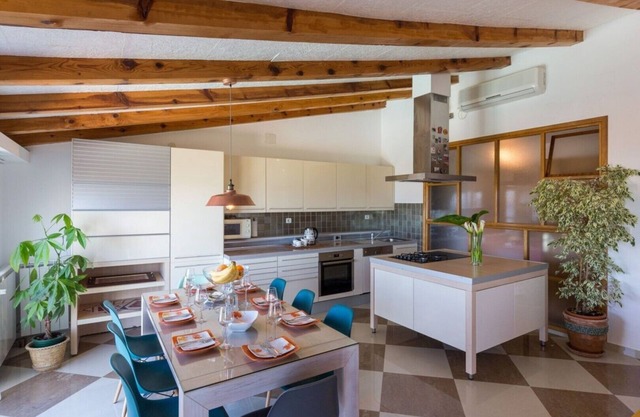 Carol Royal 1 Family Villa With Pool and Spectacular Sea View In Cavtat