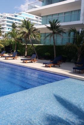 Cartagena Beach Condo - 1400 sq. Ft. (130 m2)
