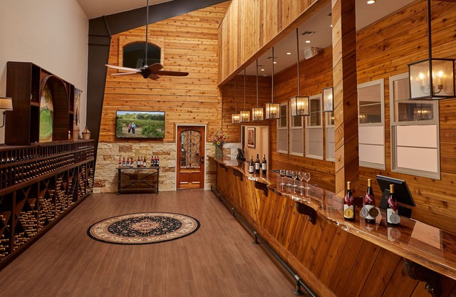 Carter Creek Winery Resort & Spa