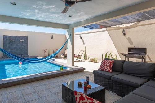 Casa Amplia con Alberca y Asador a 20 min de Playa