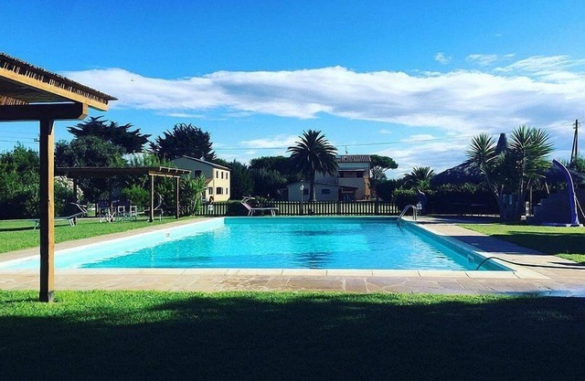 Casa Aneto A: A welcoming apartment surrounded by the greenery, with Free WI-FI.