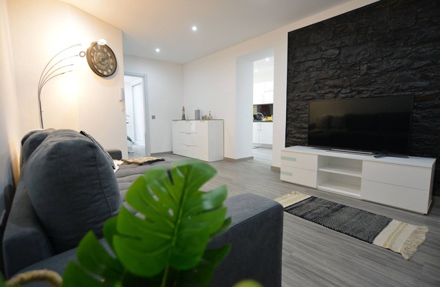 Casa Baleia Cachalote (Sperm Whale House)