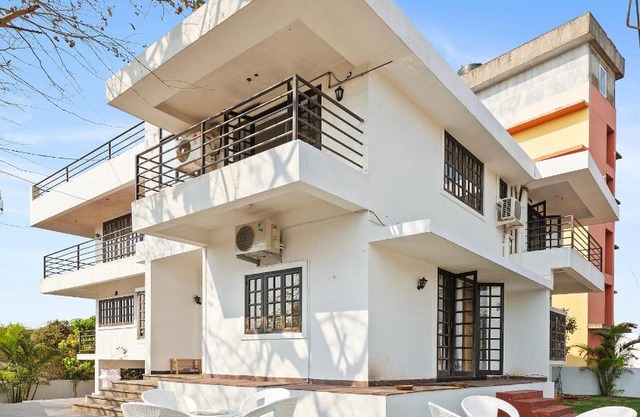 Casa Belo - 4BHK Villa with Private Garden & River View