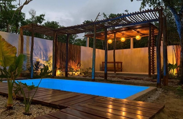 Casa CÅLŪ Cozy & Confortable Jungle House with Pooln