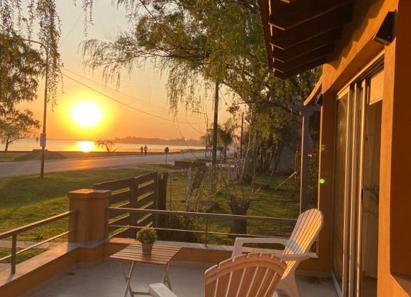 Casa Chalet "La Roja" -vista a la laguna!-