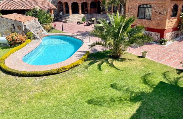 Casa de campo para 21 personas con alberca y caldera