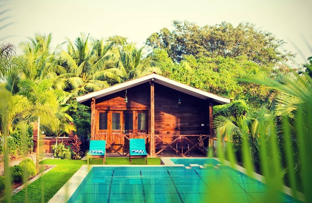 Casa De Ganglas - Private Villa with Swimming Pool