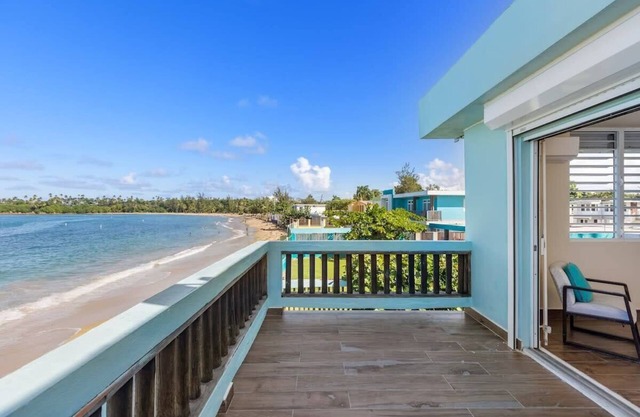 Casa de Playa | Large and fun beachfront family home for up to 21 guests